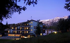 Hotel Alaska Dimaro